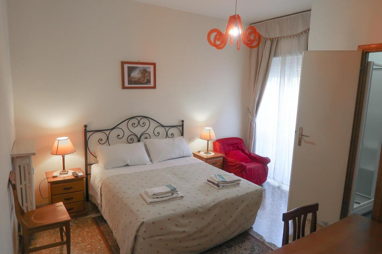 The Condottieri Rooms Roma Eksteriør bilde