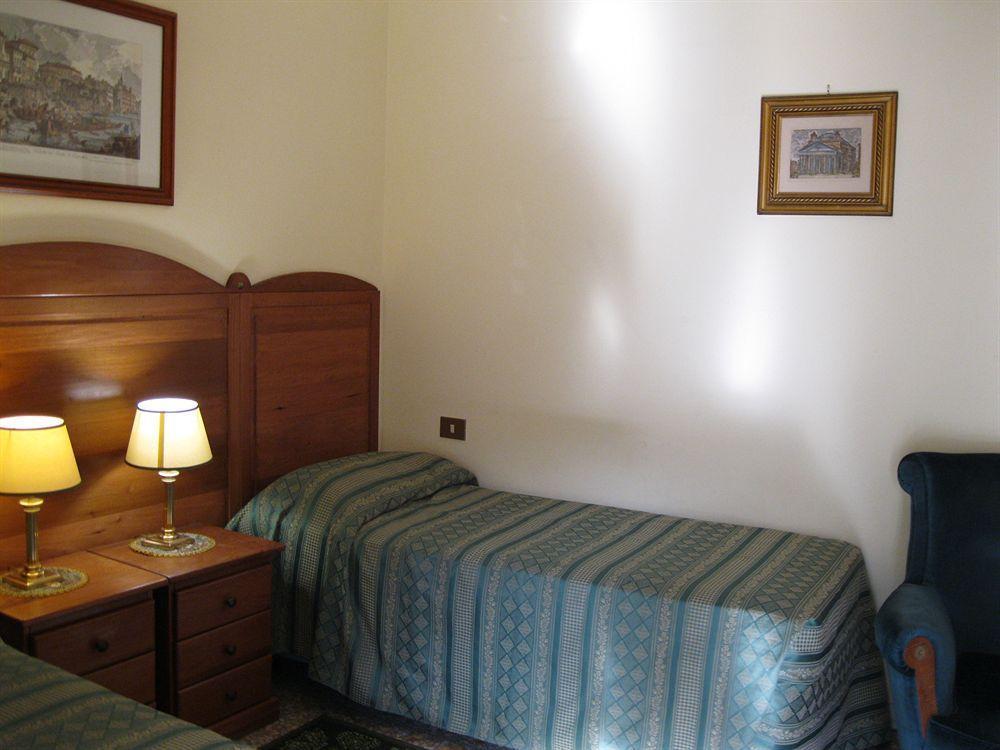 The Condottieri Rooms Roma Eksteriør bilde